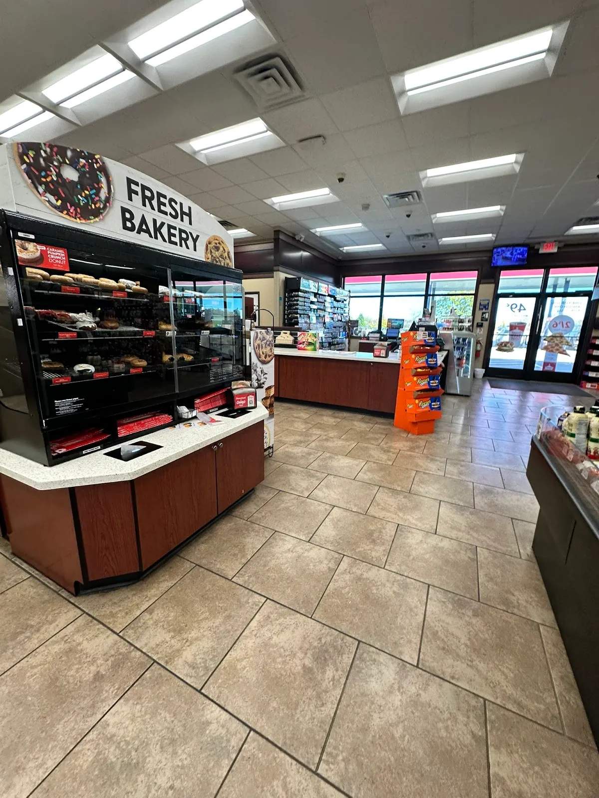 Casey's — photo 4